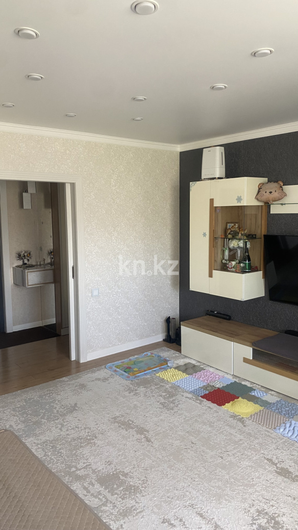 Продажа 2-комнатной квартиры, 54.2 м² - Продажа двухкомнатных квартир от собственников в Караганде - страница 4 фото 1 из 15