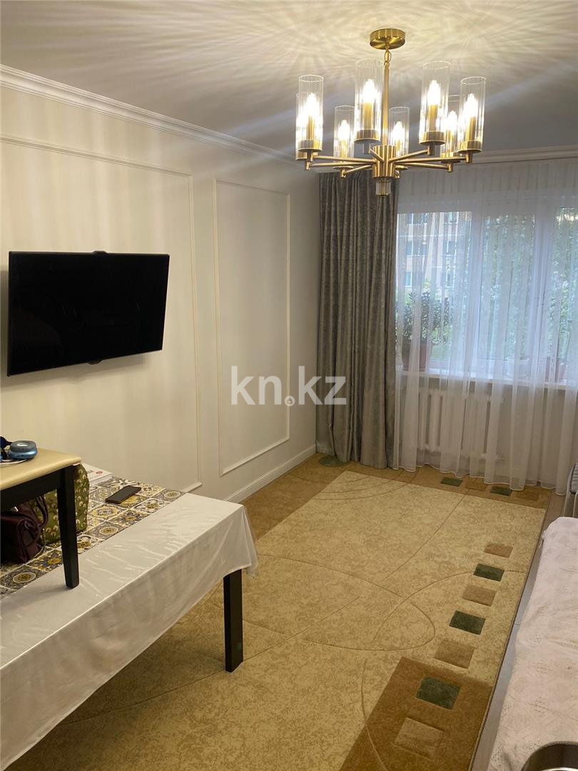 Продажа 5-комнатной квартиры, 100 м², 6-й мкр. - Продажа квартир в Казахстане фото 5 из 18