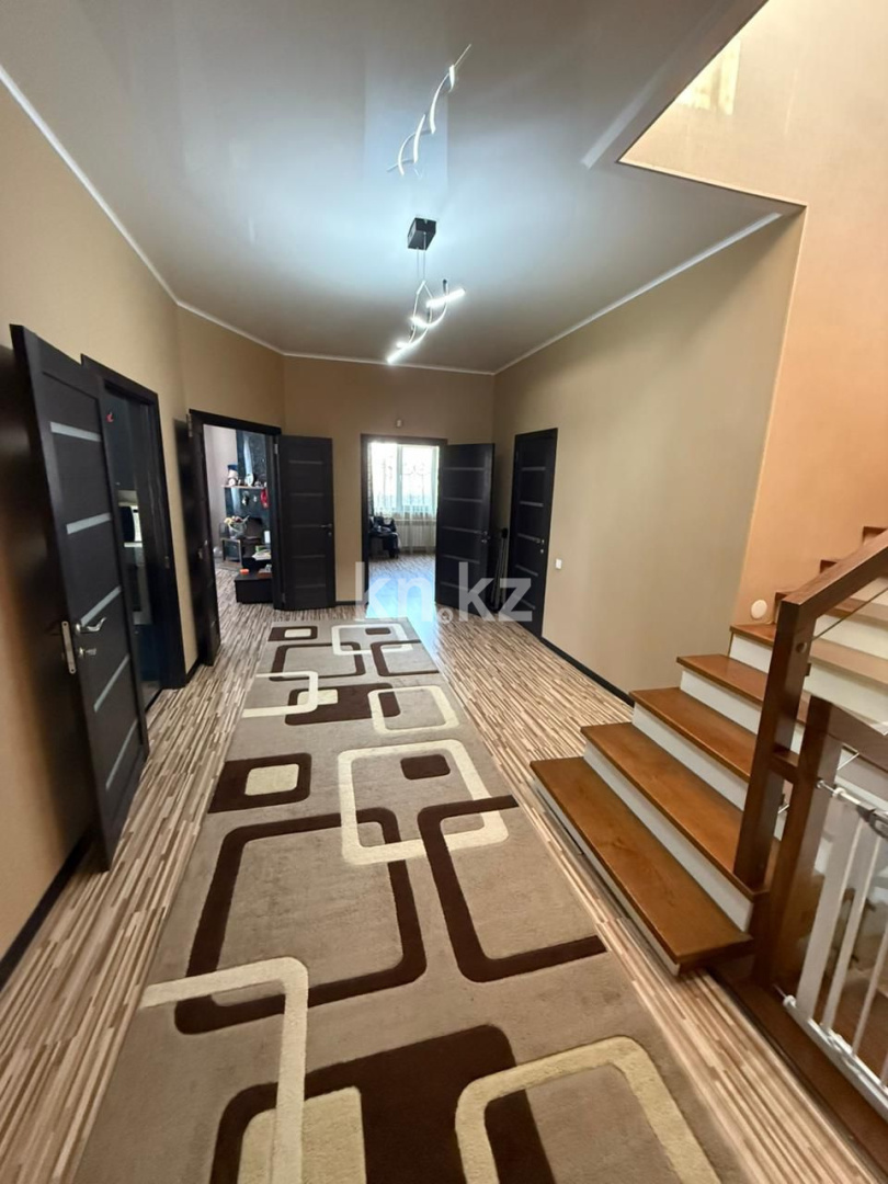 Продажа 5-комнатного дома, 300 м² - Продажа домов, коттеджей в Казахстане фото 8 из 13