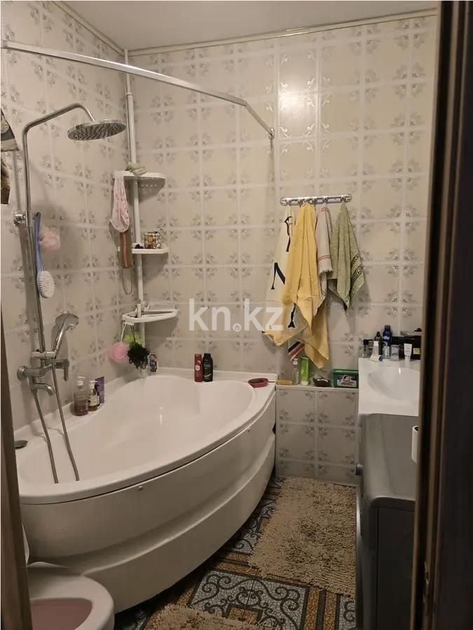 Продажа 1-комнатной квартиры, 42 м², ул. Радостовца, дом  158 в Алматы - фото 2