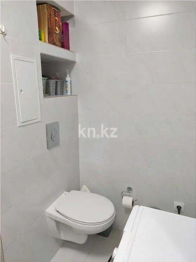 Продажа 2-комнатной квартиры, 60 м², ул. Азербаева, дом  14 в Астане - фото 5