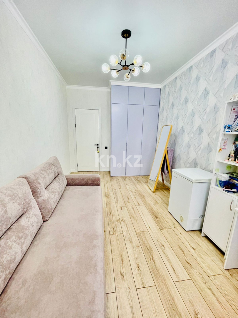Продажа 2-комнатной квартиры, 68 м², ул. Токпанова в Астане - фото 5
