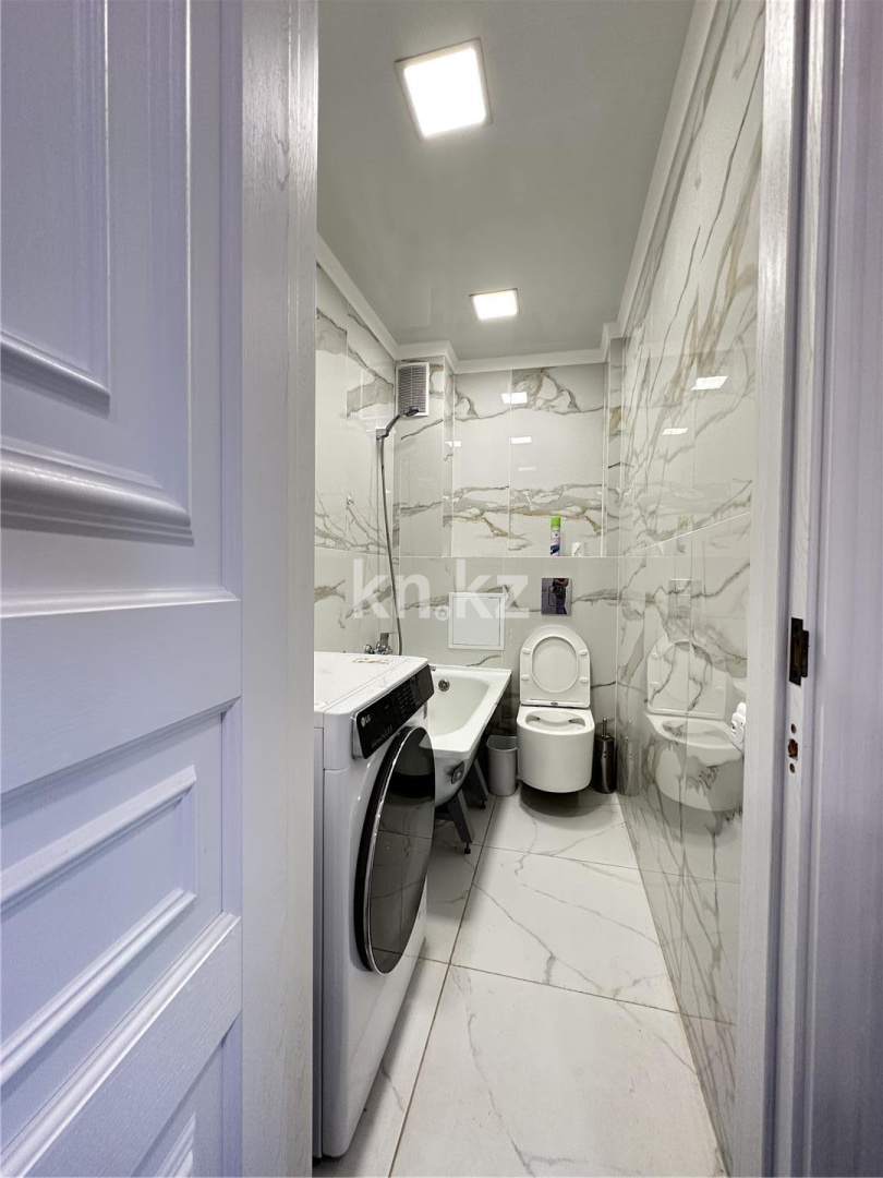 Продажа 4-комнатной квартиры, 79 м², ул. Крылова - Продажа  четырехкомнатных квартир в Караганде фото 18 из 30