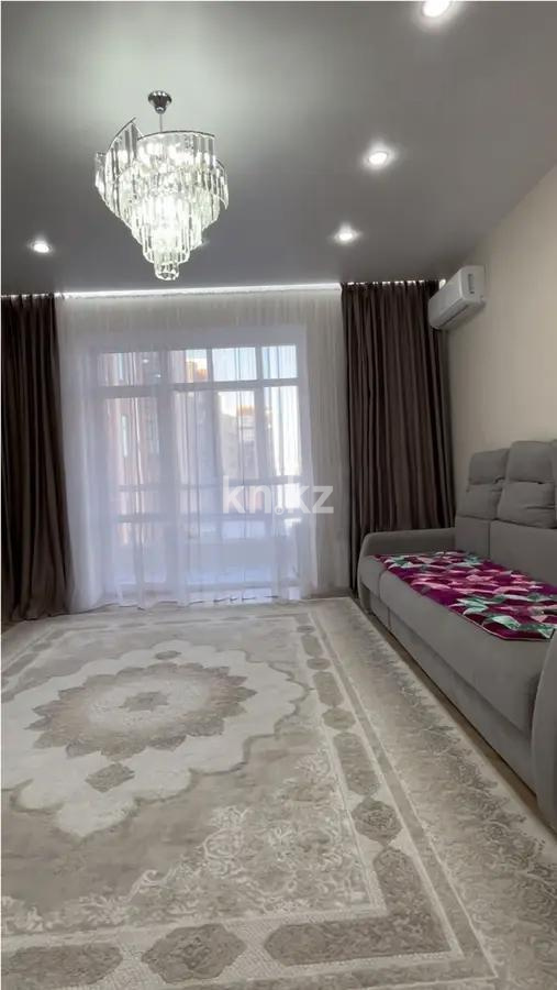 Продажа 3-комнатной квартиры, 92 м² - Продажа квартир в кирпичном доме в Караганде фото 1 из 4