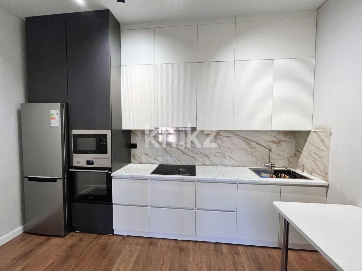 Продажа 4-комнатной квартиры, 94 м², ул. Муканова - Продажа  четырехкомнатных квартир в Караганде фото 3 из 37