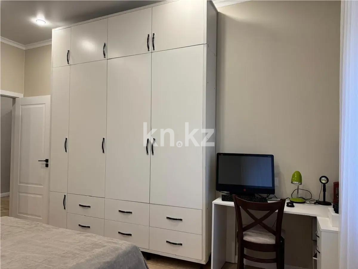 Продажа 3-комнатной квартиры, 90 м², пр. Республики, дом  участок 1/7 - Продажа  трехкомнатных квартир в Караганде фото 2 из 11