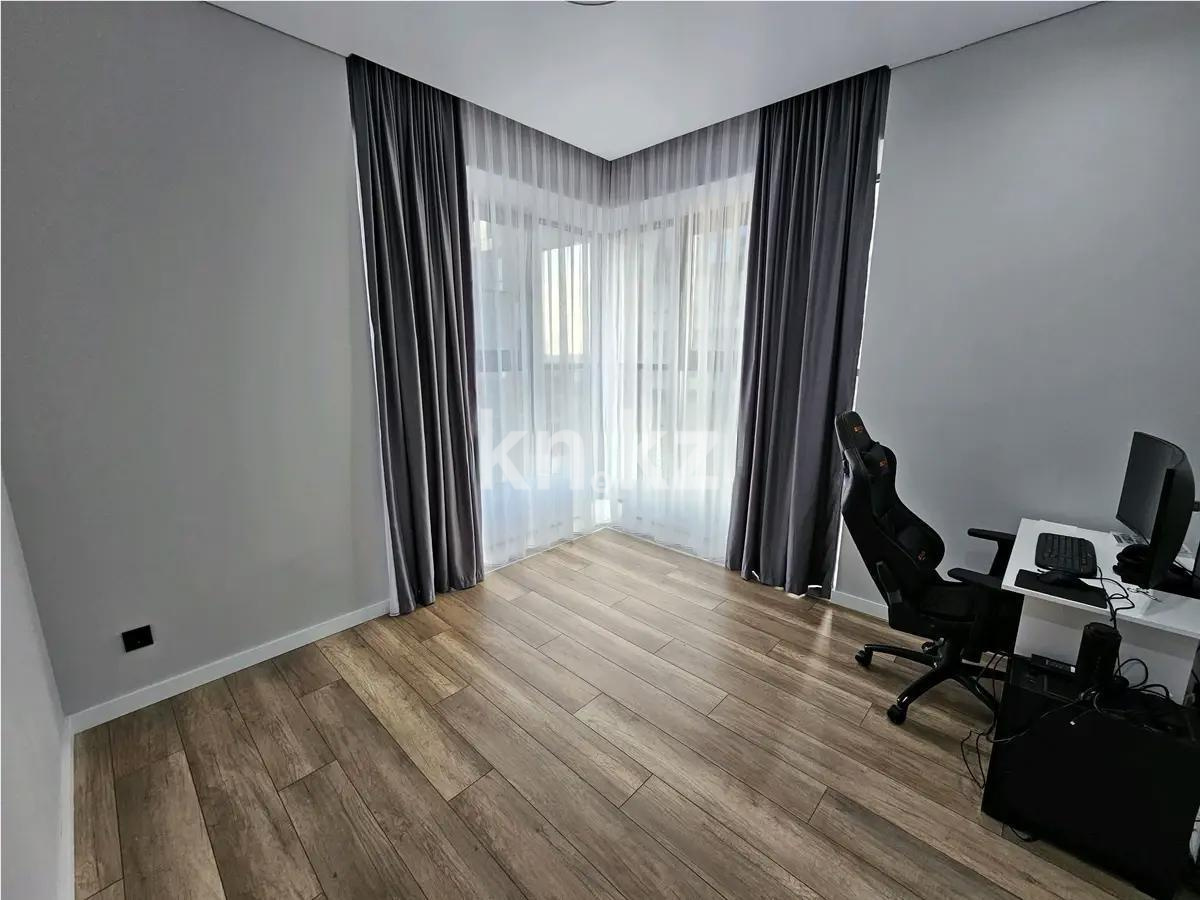 Продажа 3-комнатной квартиры, 75 м², пр. Абая, дом  160 в Алматы - фото 2