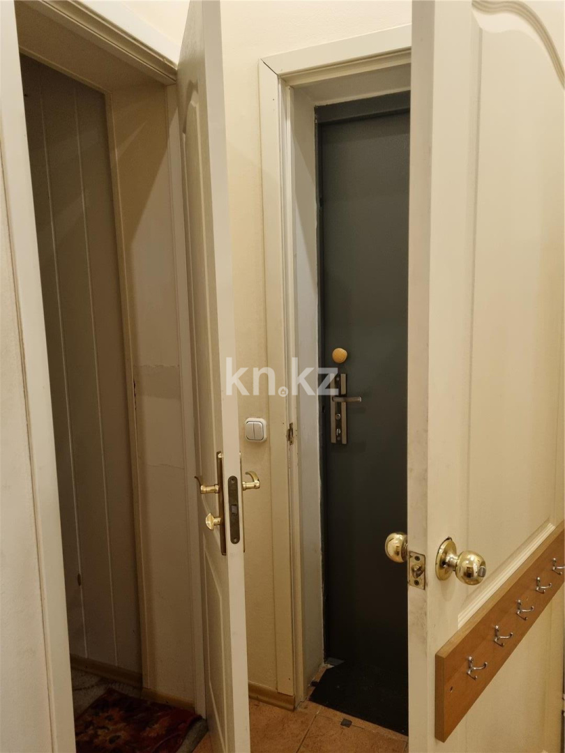 Продажа 1-комнатной квартиры, 52 м², ул. Абая, дом  38 - Продажа  однокомнатных квартир в Караганде фото 10 из 14