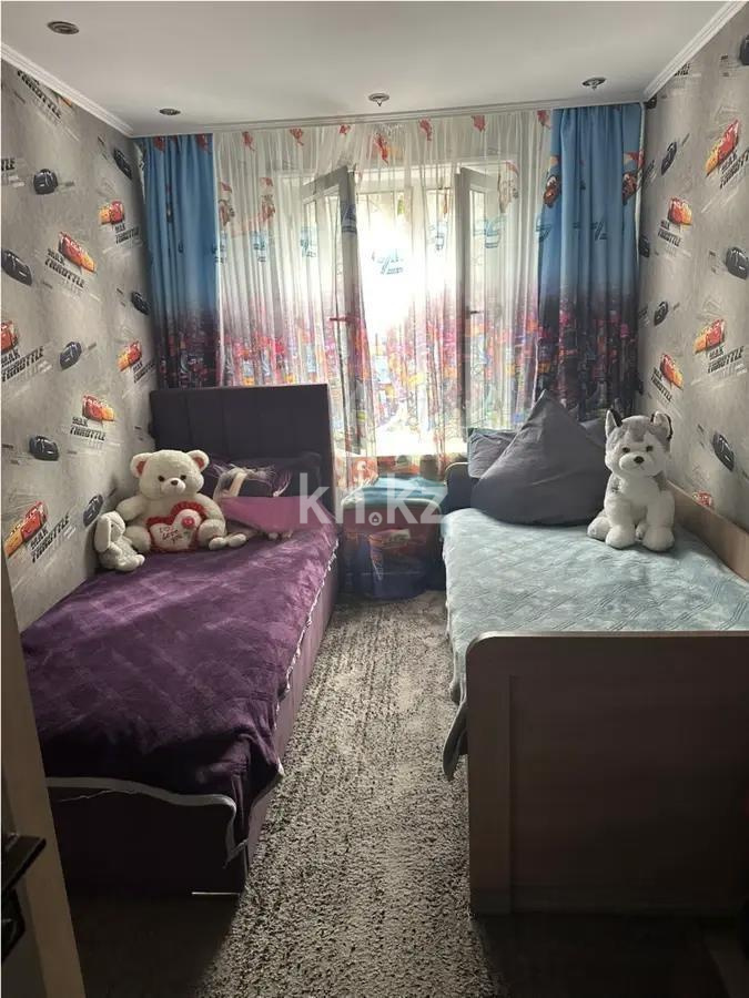 Продажа 4-комнатной квартиры, 74 м², мкр-н Казахфильм, дом  12 в Алматы - фото 2