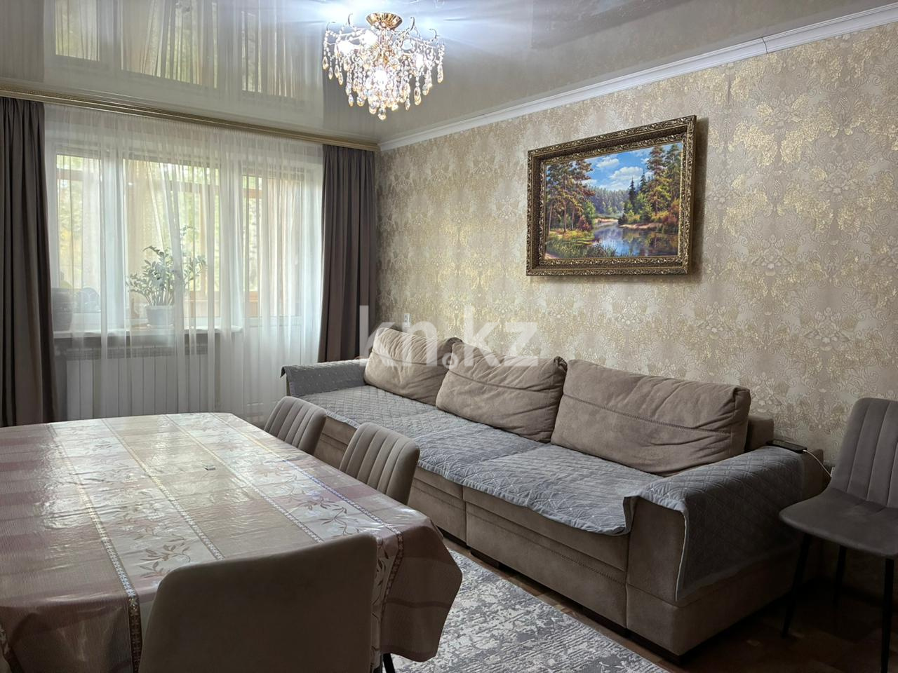 Продажа 3-комнатной квартиры, 61.7 м², пр. Республики - Продажа квартир в Караганде фото 1 из 11