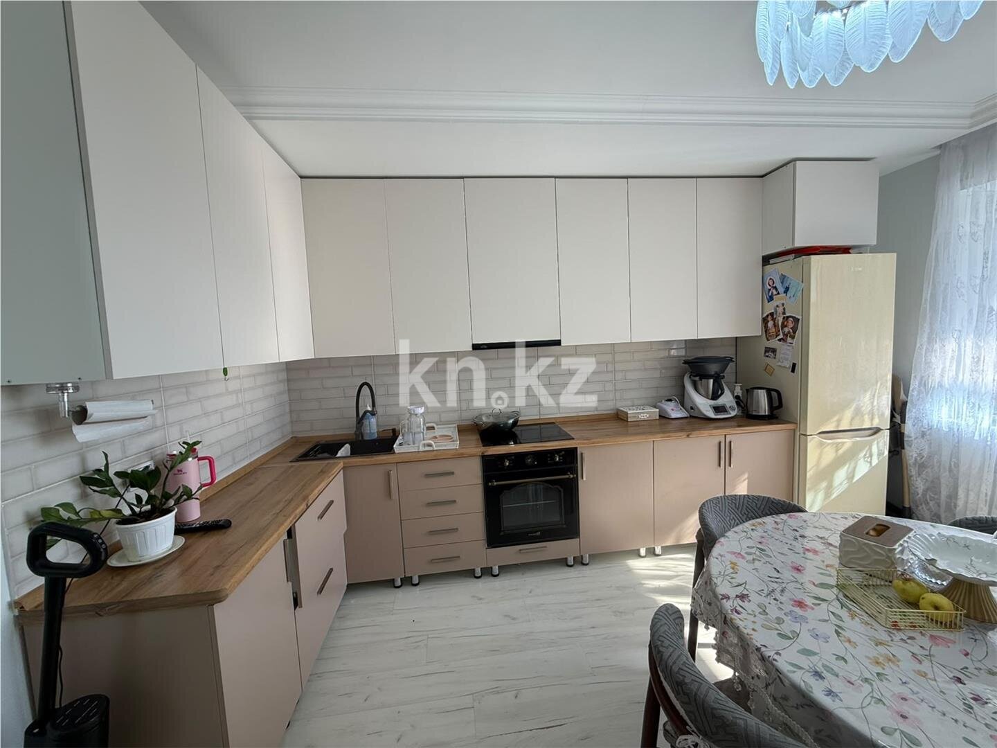 Продажа 3-комнатной квартиры, 89 м² в Караганде