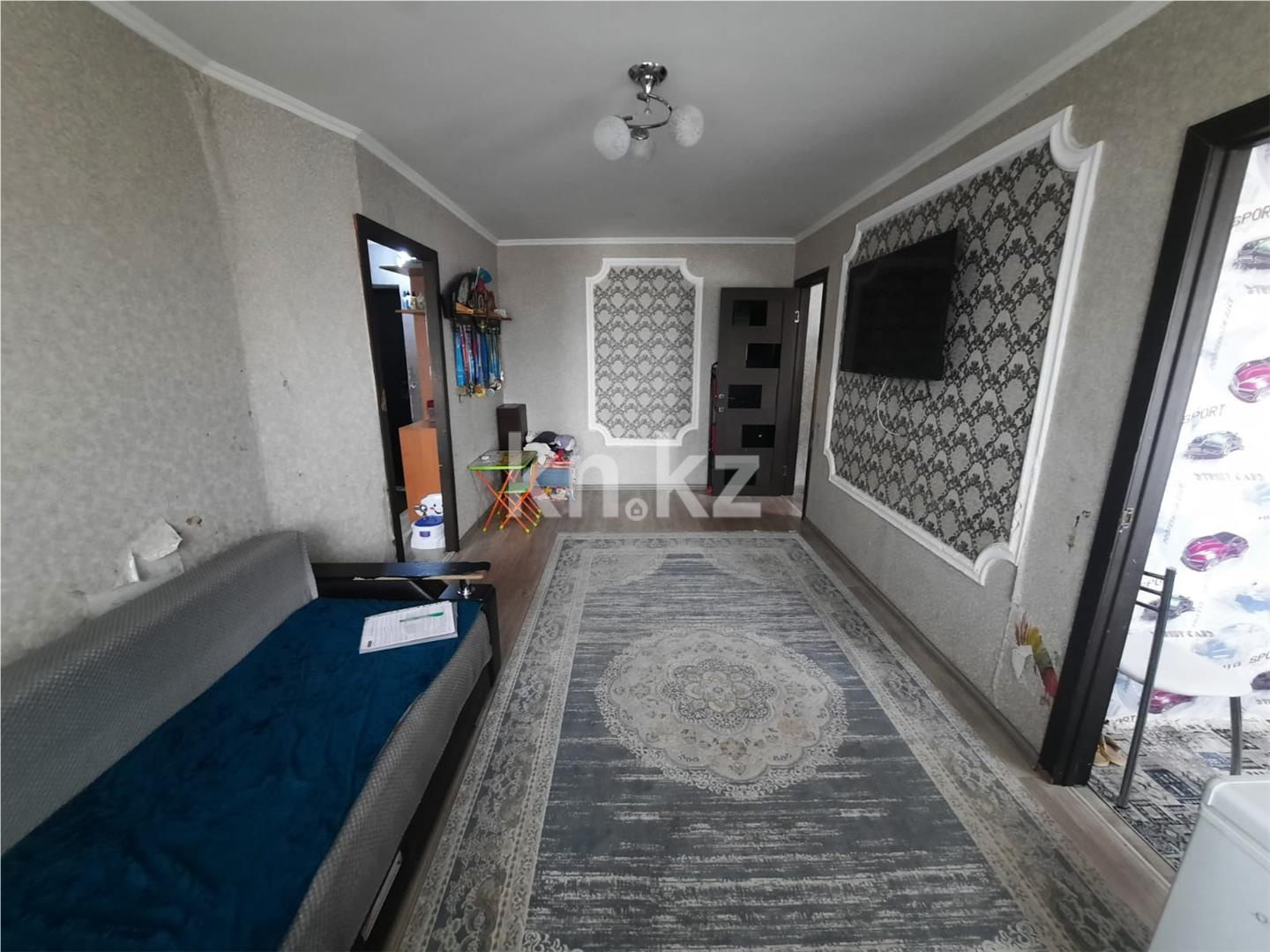 Продажа 3-комнатной квартиры, 42 м², мкр-н 21 - Продажа  трехкомнатных квартир в Караганде фото 1 из 11