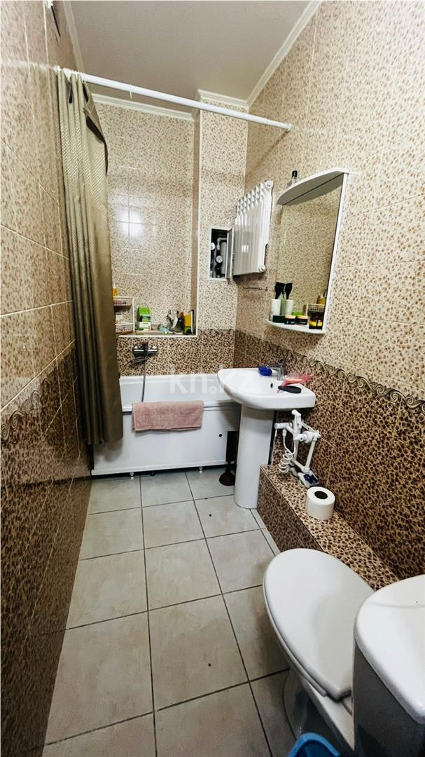 Продажа 1-комнатной квартиры, 35 м², ул. Момышулы - Продажа  однокомнатных квартир в Караганде фото 12 из 15