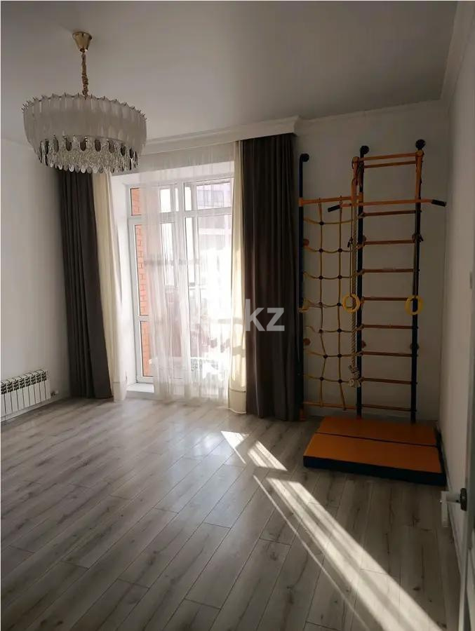 Продажа 2-комнатной квартиры, 68 м², ул. Мухамедханова, дом  20/2 в Астане - фото 2