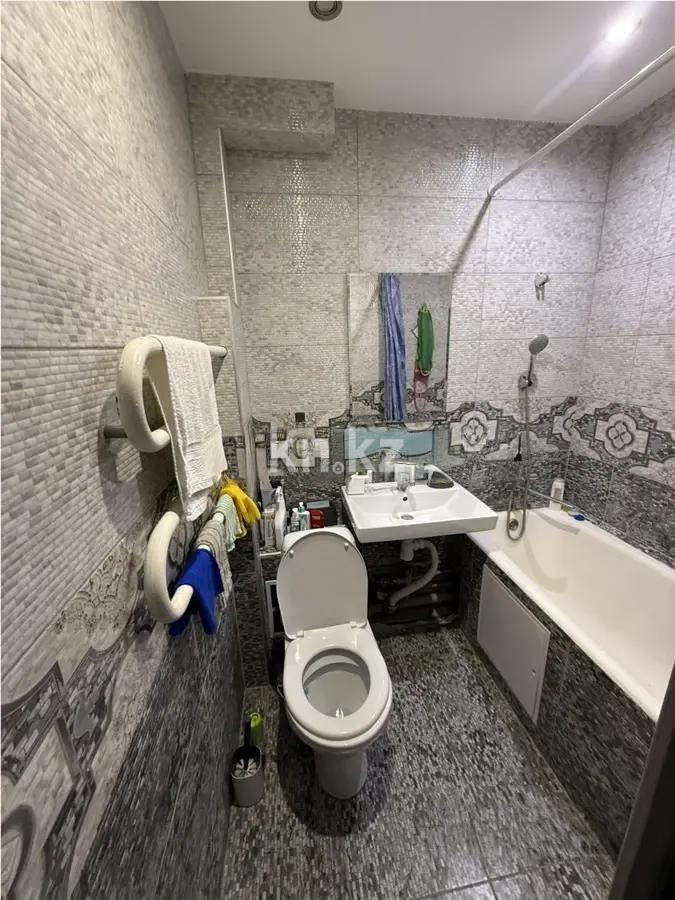 Продажа 2-комнатной квартиры, 45 м², 3 мкр., дом  35 в Алматы - фото 4