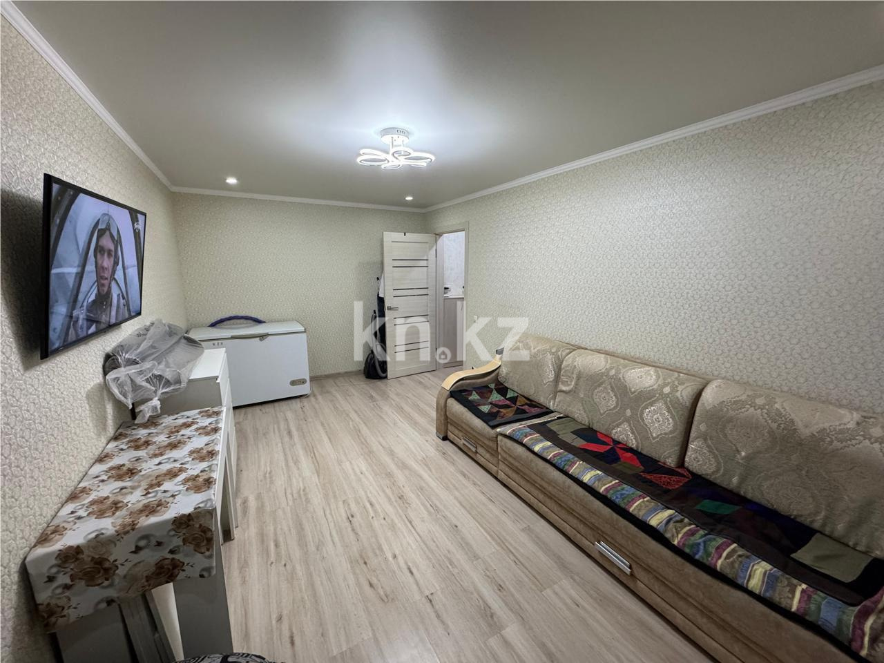 Продажа 2-комнатной квартиры, 42 м² - Недвижимость в Караганде - страница 3 фото 1 из 9