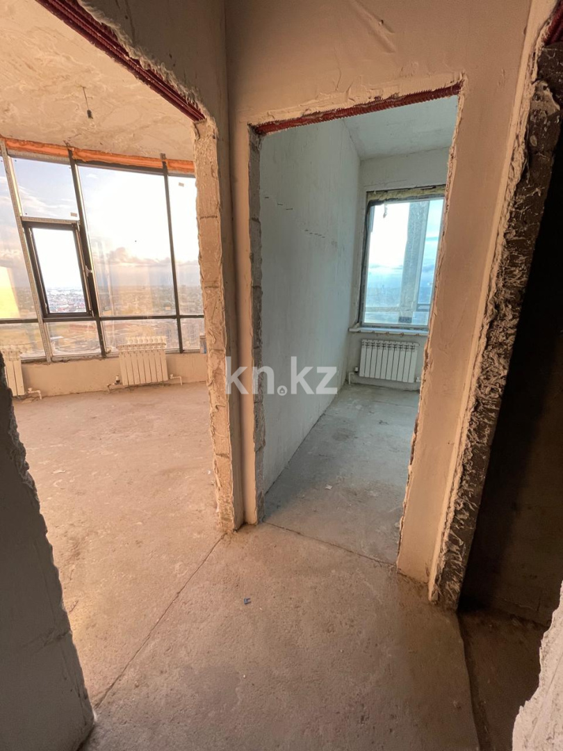 Продажа 2-комнатной квартиры, 58 м², ул. Дюсембекова, дом  83/1 - Продажа квартир в Караганде фото 1 из 6