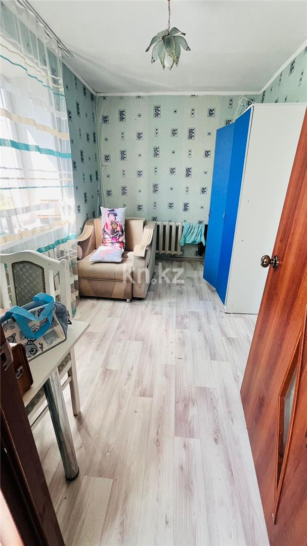 Продажа 4-комнатной квартиры, 63 м², мкр-н 14 - Продажа квартир в Караганде фото 10 из 19