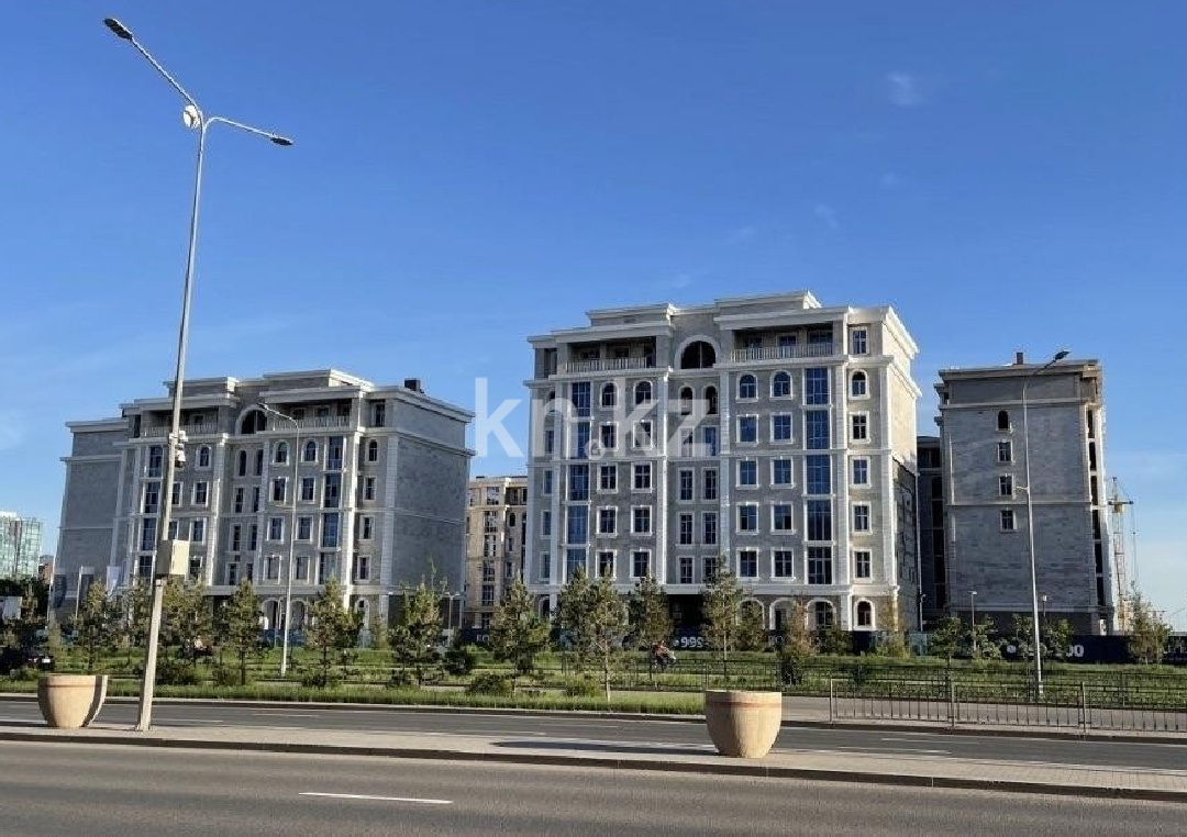 Продажа 2-комнатной квартиры, 70 м² в Астане