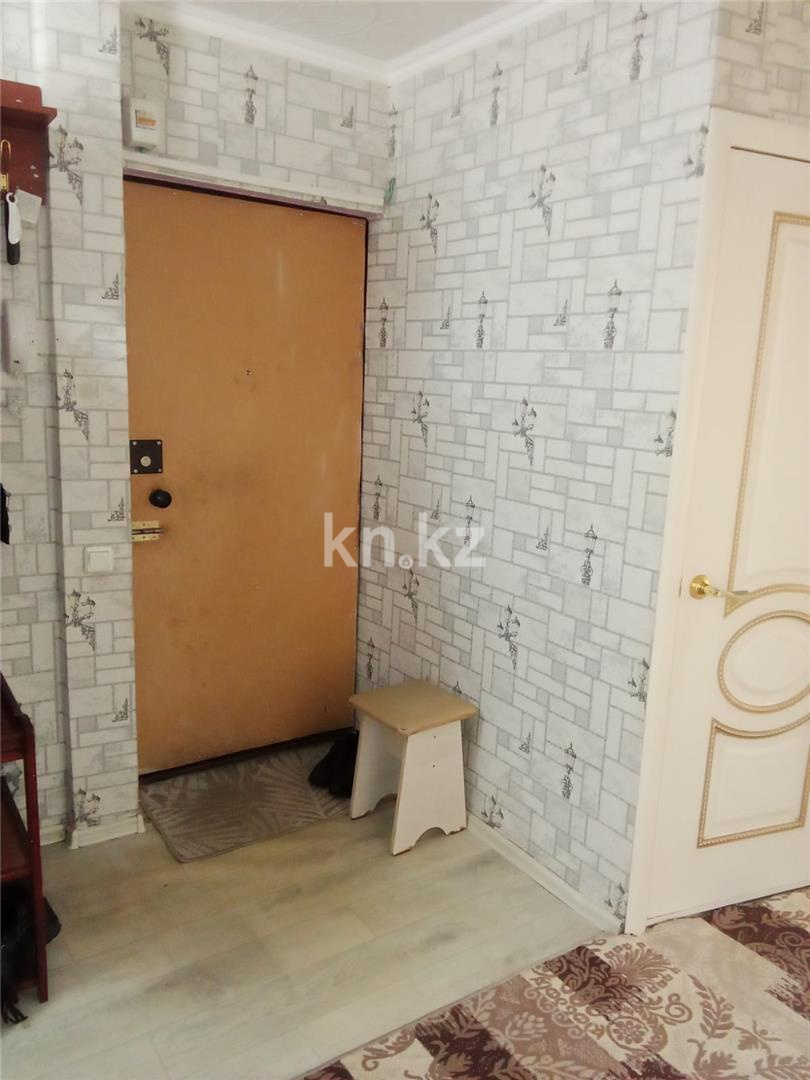 Продажа 3-комнатной квартиры, 62 м², мкр-н 11а, дом  5 в Караганде - фото 14