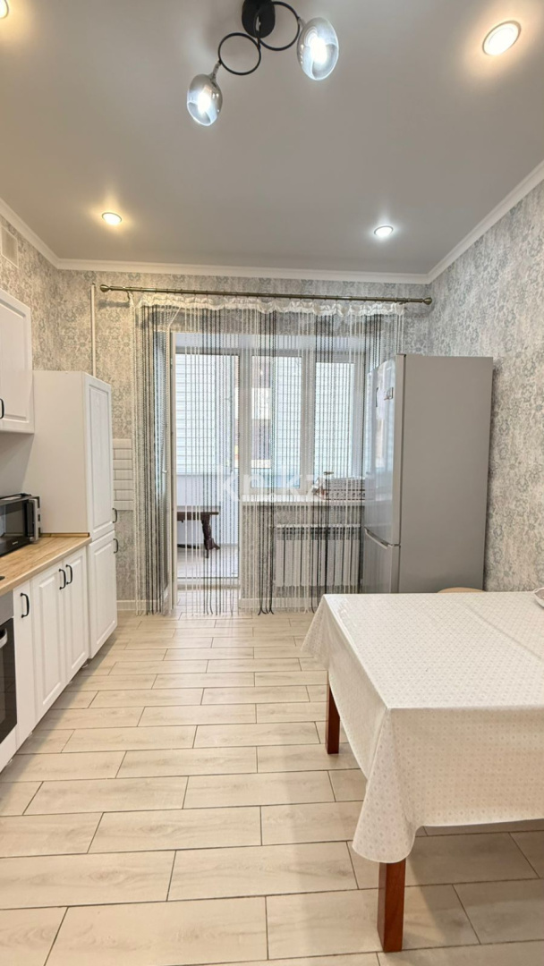 Продажа 2-комнатной квартиры, 72.4 м² - Продажа квартир в Уральске фото 2 из 6