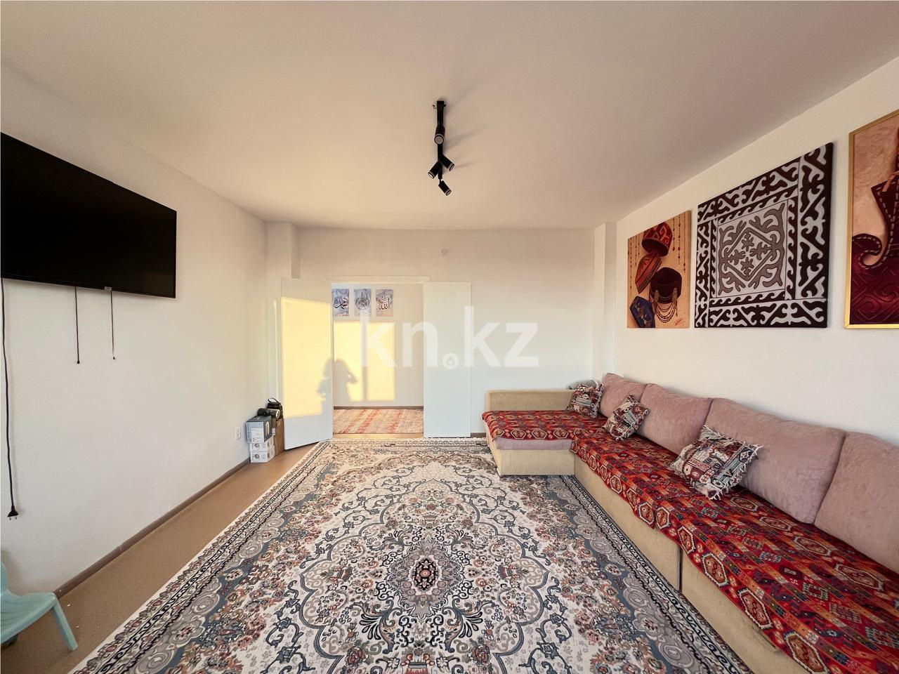 Продажа 2-комнатной квартиры, 68 м², ул. Момышулы, дом  26/3 - Продажа квартир в Караганде фото 1 из 15