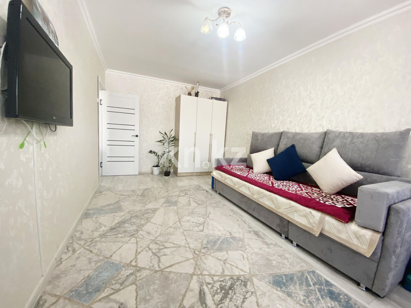 Продажа 1-комнатной квартиры, 31 м², ул. Карбышева - Продажа квартир в Караганде фото 1 из 6