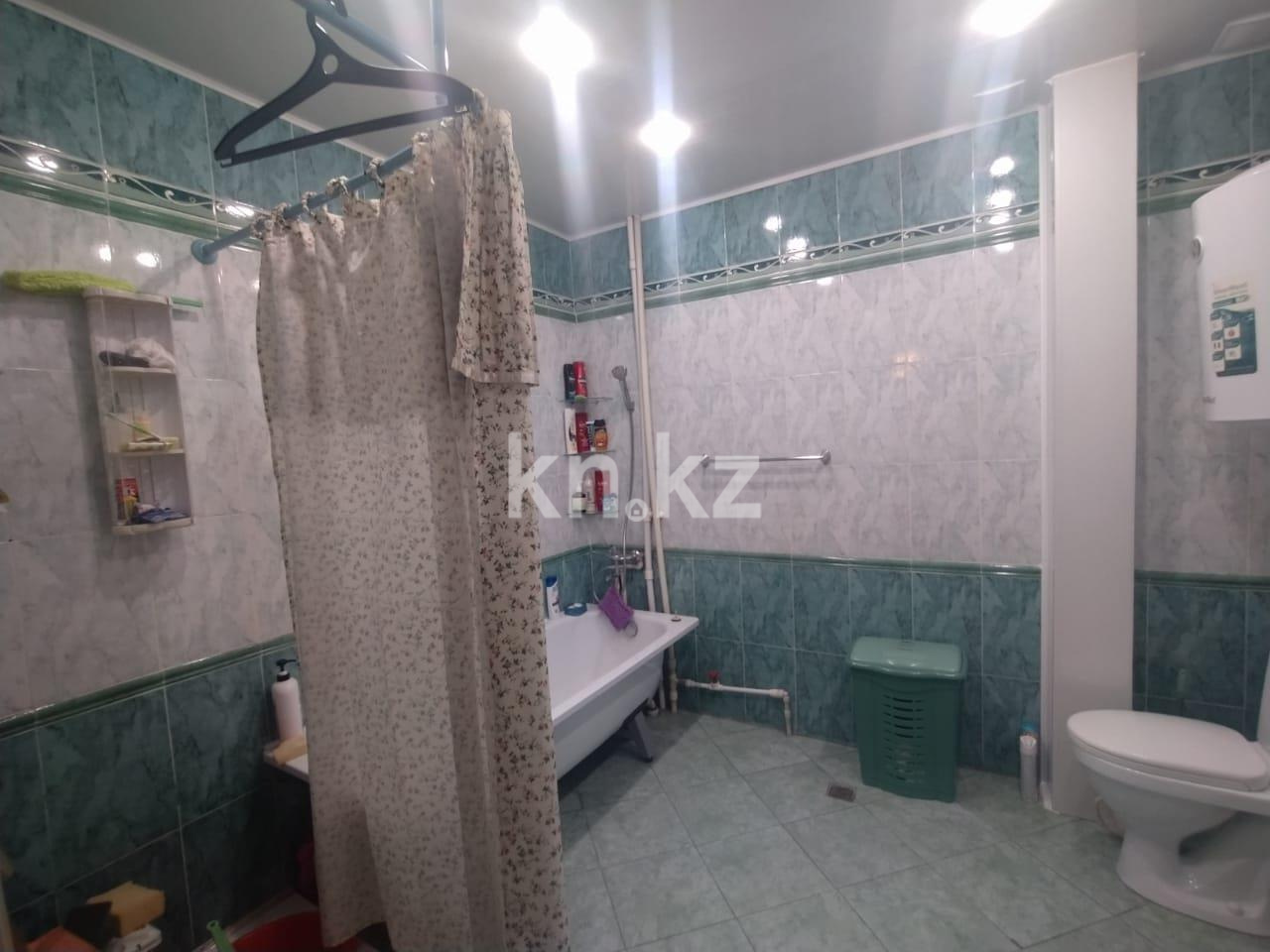 Продажа 3-комнатной квартиры, 83 м², ул. Терешковой - Продажа квартир в Караганде фото 23 из 32