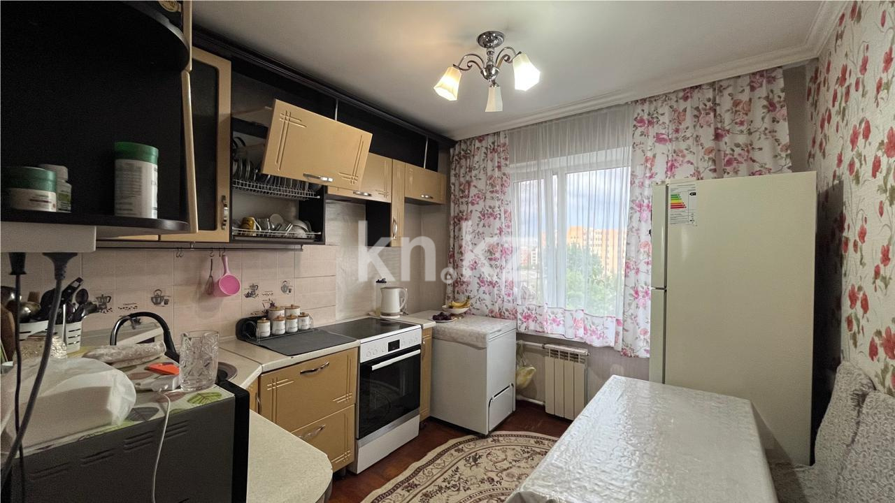 Продажа 3-комнатной квартиры, 64 м², ул. Дюсембекова - Продажа  трехкомнатных квартир в Караганде фото 6 из 11