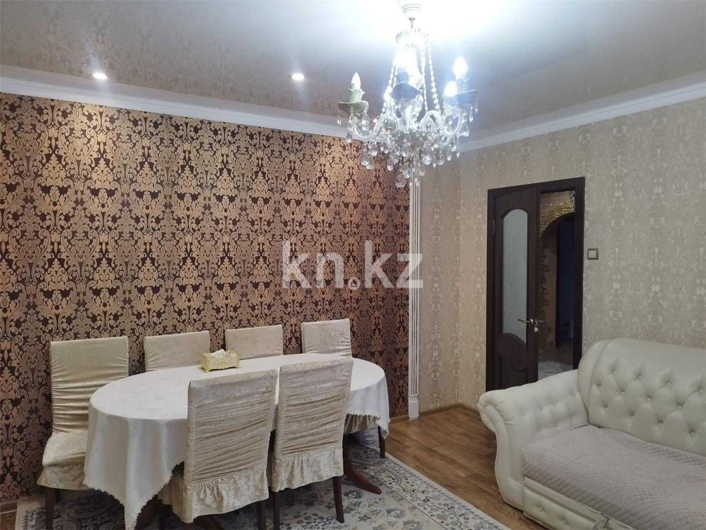 Продажа 3-комнатной квартиры, 64 м², пр. Шахтеров, дом  9 в Караганде - фото 5