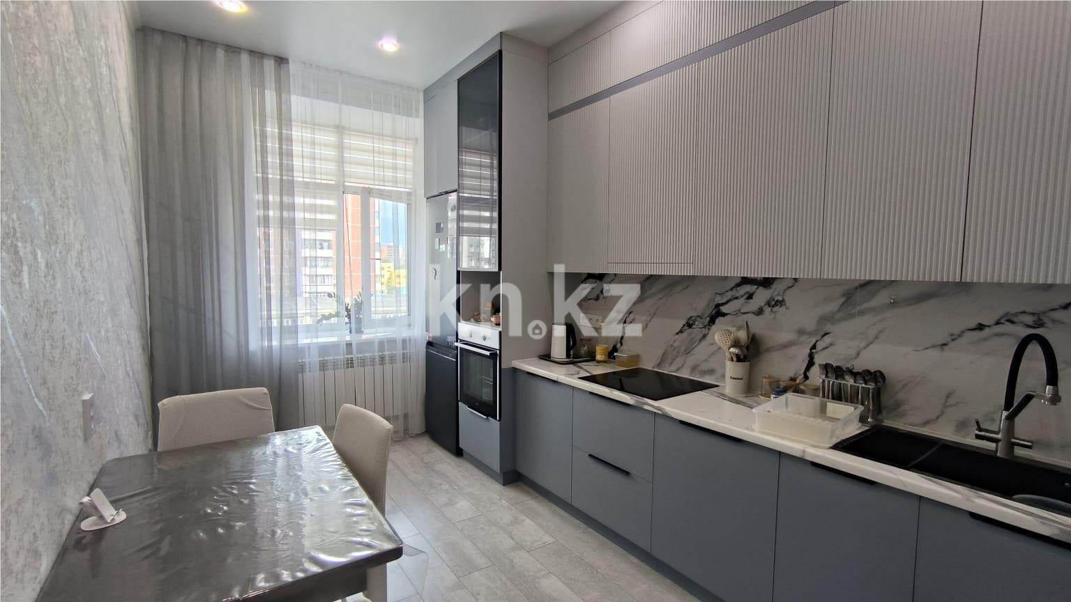 Продажа 2-комнатной квартиры, 61 м² в Караганде