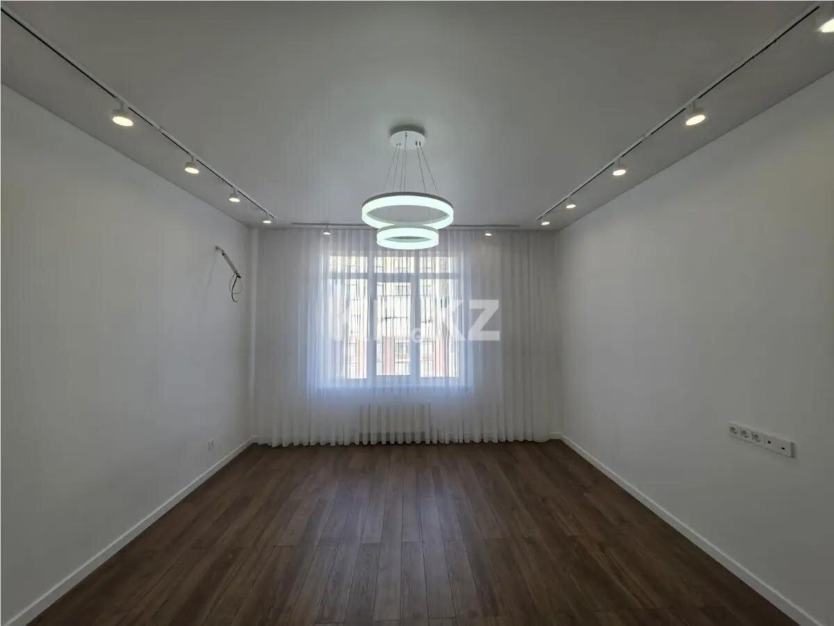Продажа 4-комнатной квартиры, 121 м² в Астане