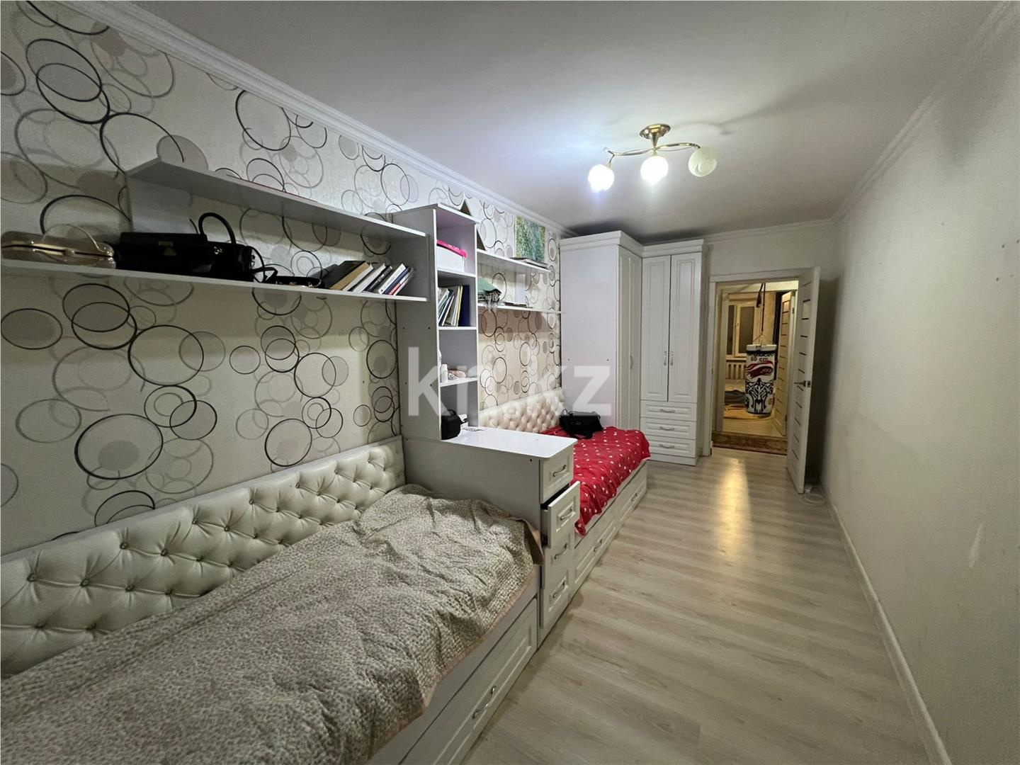 Продажа 3-комнатной квартиры, 56 м², ул. Пассажирская - Продажа  трехкомнатных квартир в Караганде фото 1 из 11