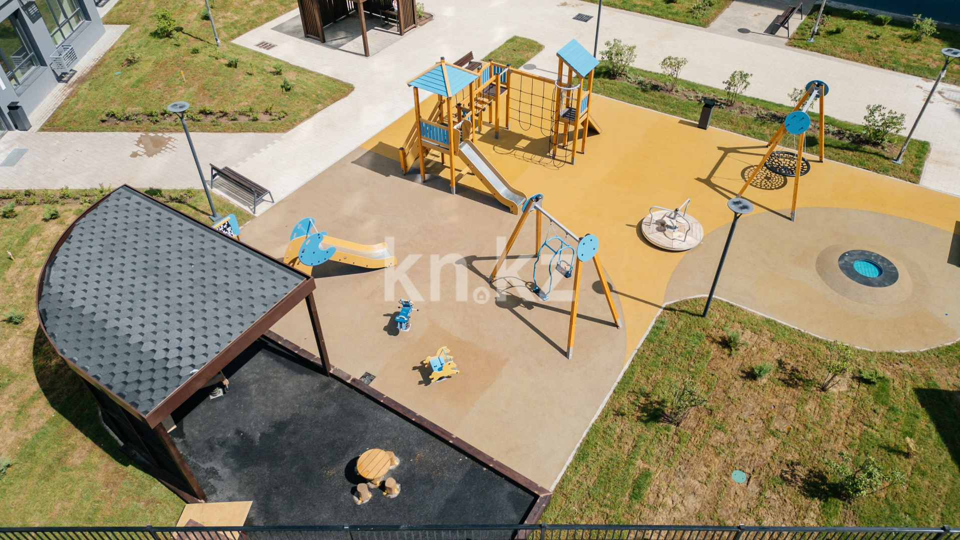 Продажа 3-комнатной квартиры, 91 м², ул. Онгарсыновой, дом  8/2 стр в Астане - фото 14