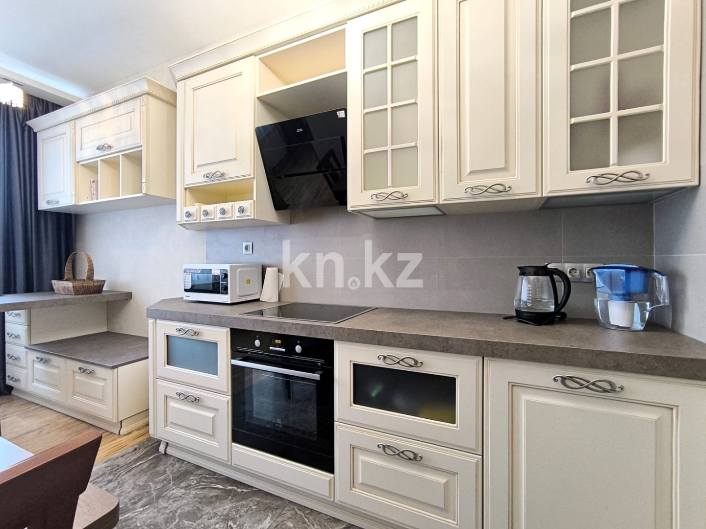 Аренда 2-комнатной квартиры, 70 м² - Аренда квартир помесячно в Алматы фото 2 из 24