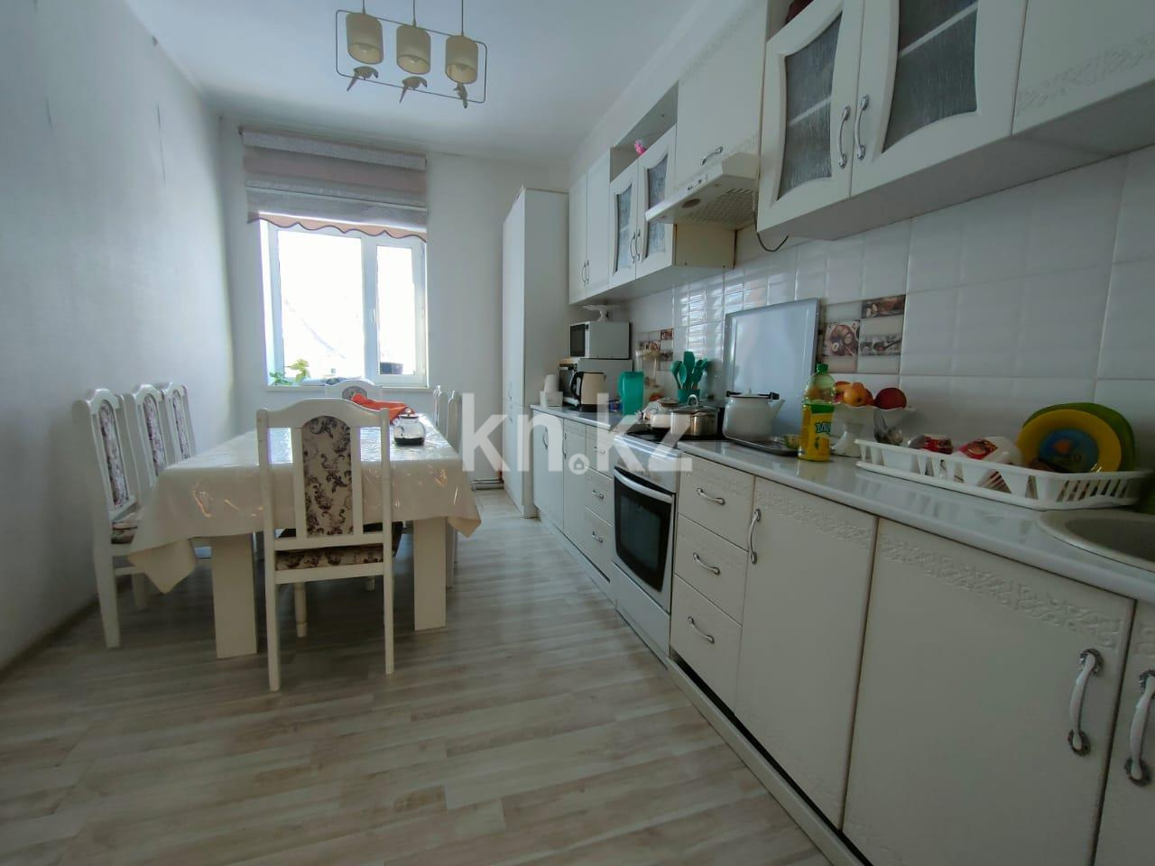 Продажа 10-комнатного дома, 650 м², ул. Джалиля - Продажа домов, коттеджей в Караганде с фото фото 20 из 35