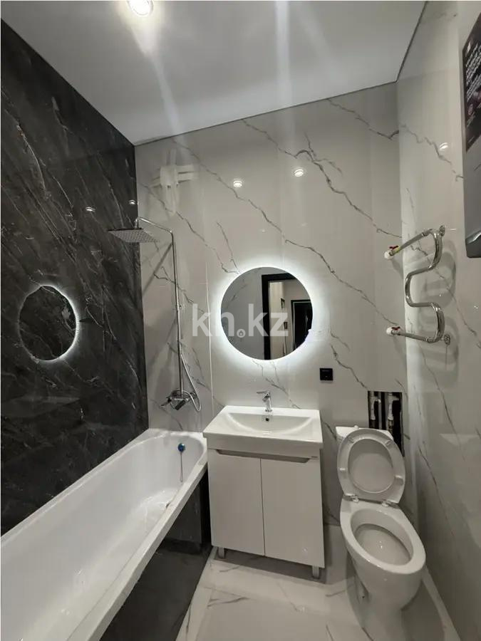 Продажа 3-комнатной квартиры, 70 м², ул. Таттимбета, дом  35 в Караганде - фото 4