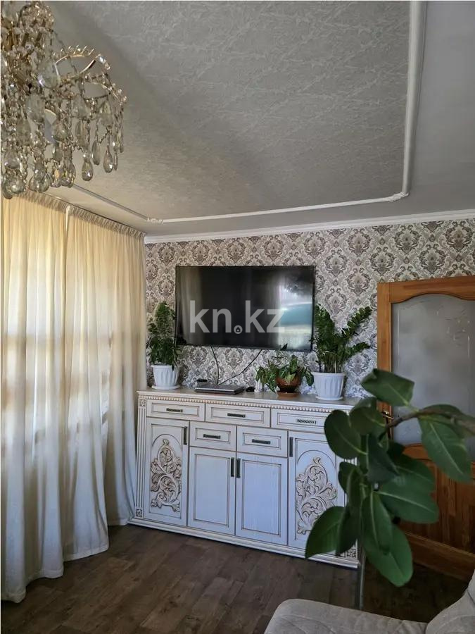 Продажа 3-комнатной квартиры, 63 м², ул. Шерубай батыра, дом  35 - Продажа  трехкомнатных квартир в Абае фото 1 из 6