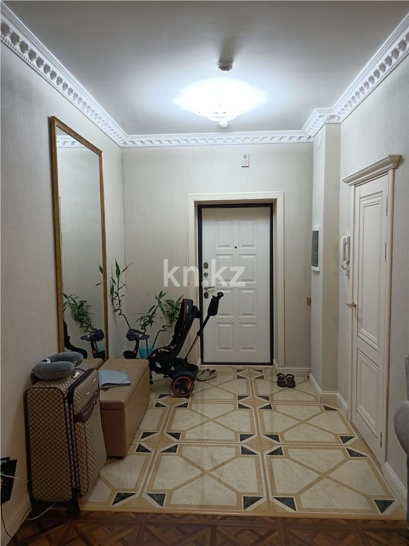 Продажа 4-комнатной квартиры, 177.6 м² в Астане - фото 35