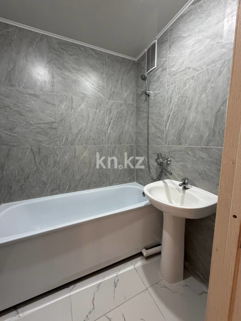 Продажа 2-комнатной квартиры, 53 м², ул. Победы, дом  104 - Продажа недвижимости в Костанае фото 9 из 19