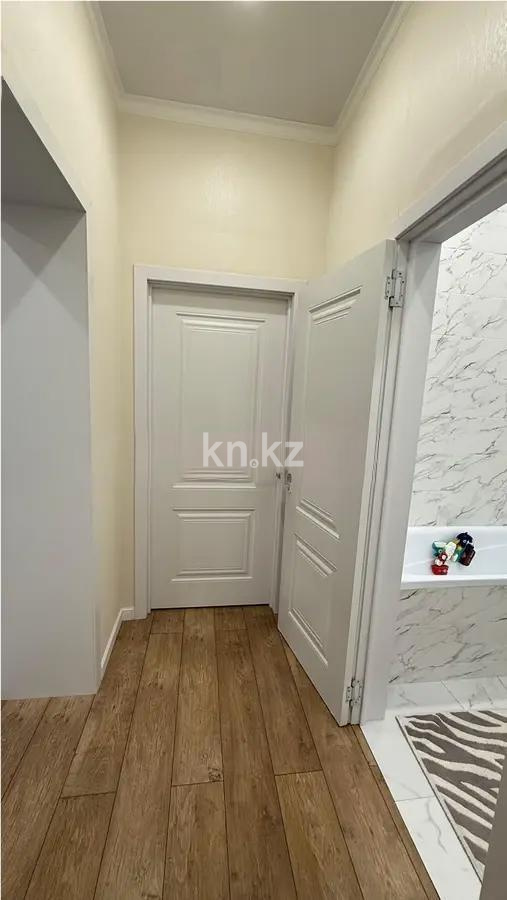 Продажа 3-комнатной квартиры, 93 м², ул. Казыбек би, дом  3/1 в Астане - фото 6
