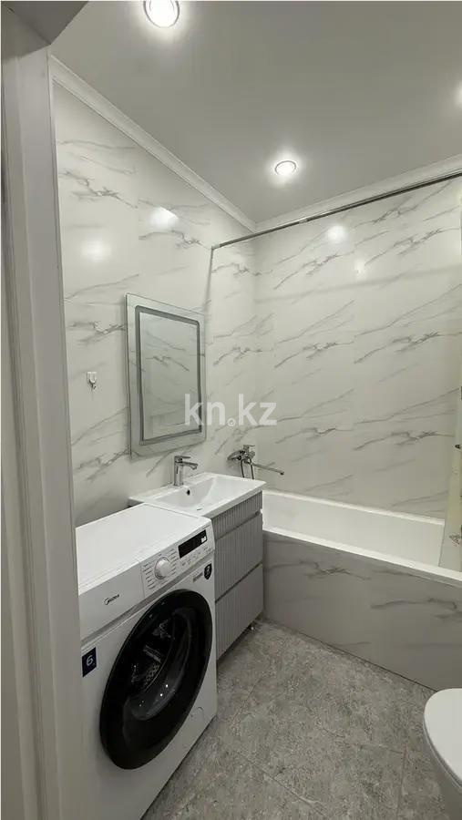 Продажа 1-комнатной квартиры, 42 м², пр. Аль-Фараби, дом  44/1 в Астане - фото 3