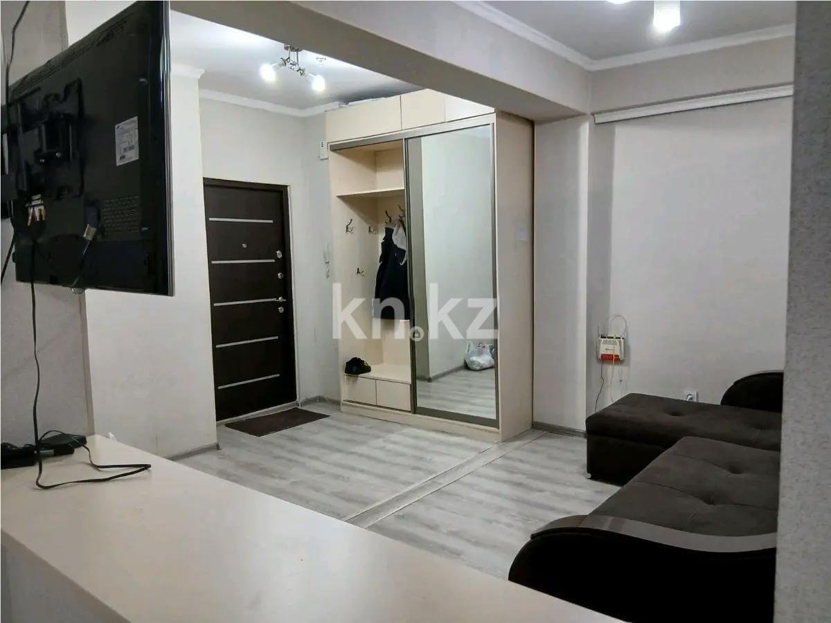 Продажа 2-комнатной квартиры, 67 м², ул. Толе би, дом  273/8 - Продажа квартир в Алматы без посредников фото 1 из 5