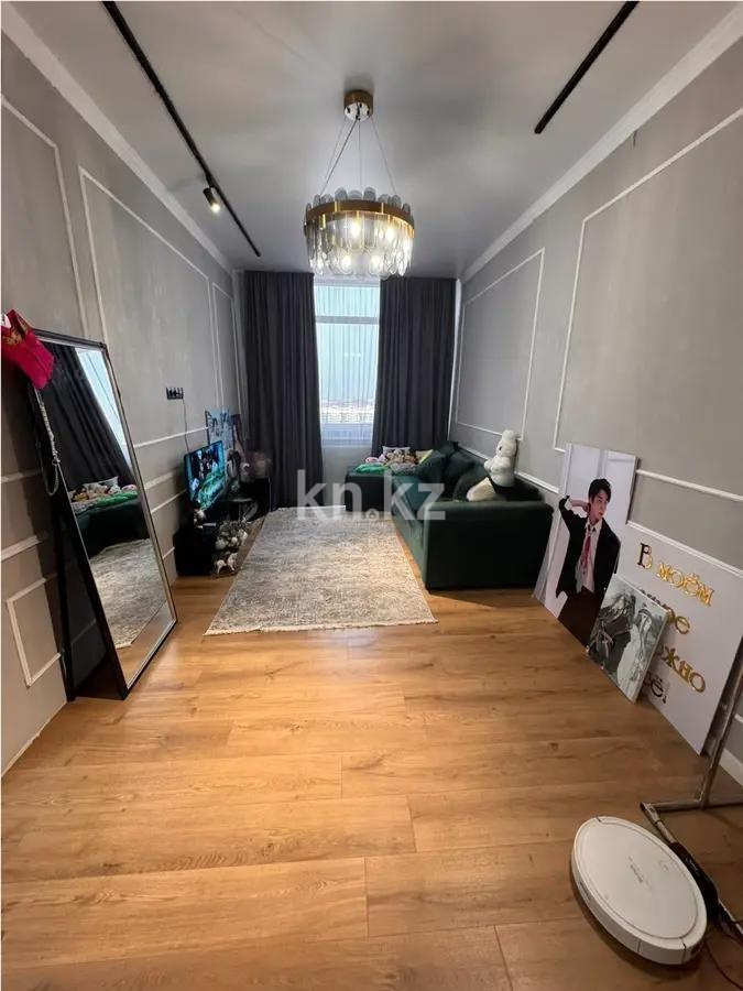 Продажа 1-комнатной квартиры, 37 м², пр. Кабанбай батыра, дом  49а - Продажа квартир в Астане с фото фото 1 из 4