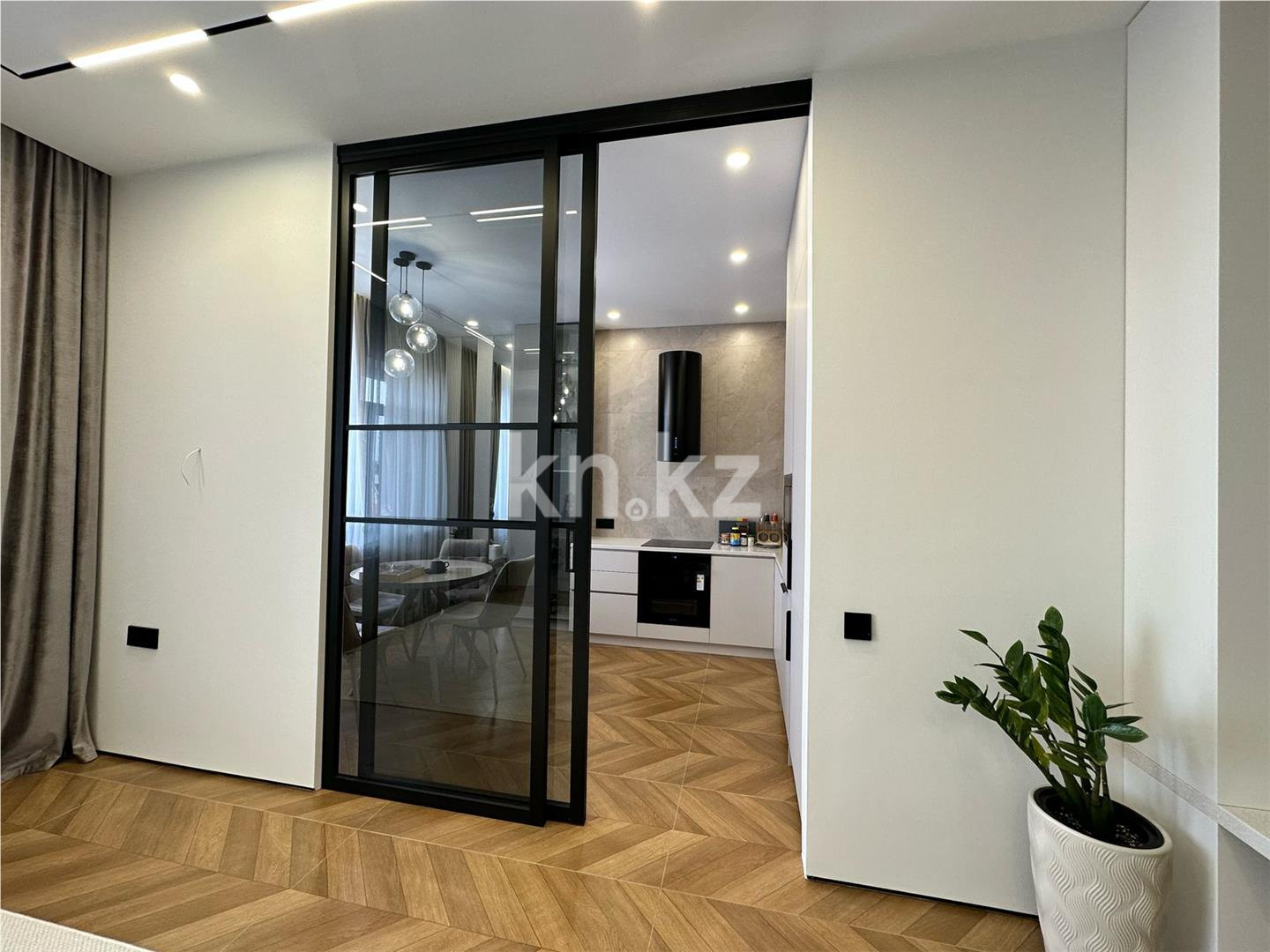 Продажа 2-комнатной квартиры, 63 м², пр. Республики, дом  49 - Продажа  двухкомнатных квартир в Караганде фото 11 из 17