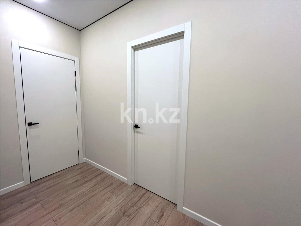 Продажа 3-комнатной квартиры, 70 м², ул. Муканова - Продажа и аренда недвижимости в Караганде фото 23 из 31