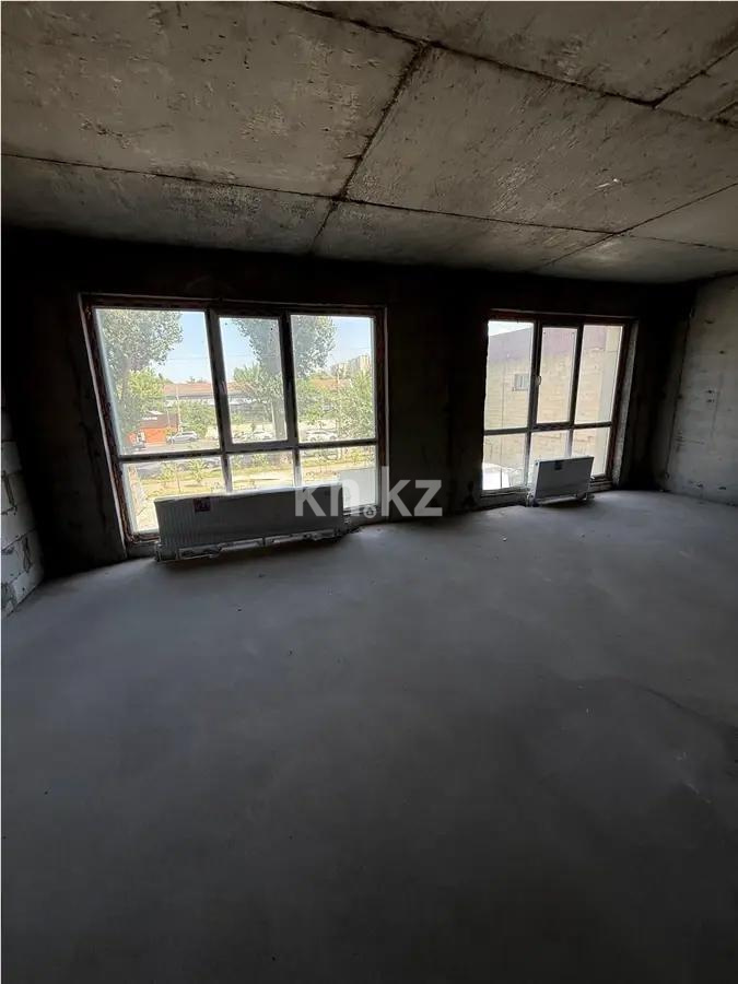 Продажа 3-комнатной квартиры, 74.3 м², ул. Толе би, дом  285/8 - Продажа квартир в Алматы фото 1 из 3