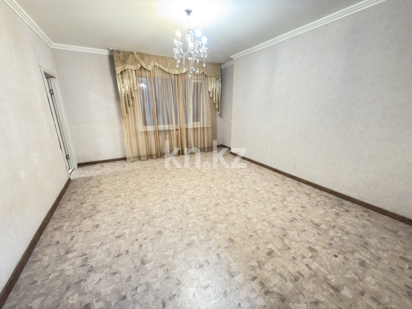 Продажа 4-комнатной квартиры, 92 м² - Недвижимость в Караганде - страница 5 фото 2 из 23