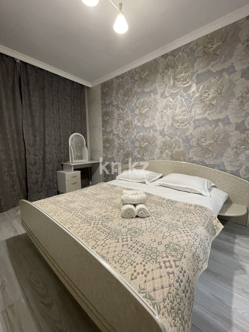 Аренда 2-комнатной квартиры посуточно, 50 м², ул. Айтеке би, дом  3 - ул. Мухамедханова - Аренда  двухкомнатных квартир посуточно в Астане без посредников с фото фото 2 из 15