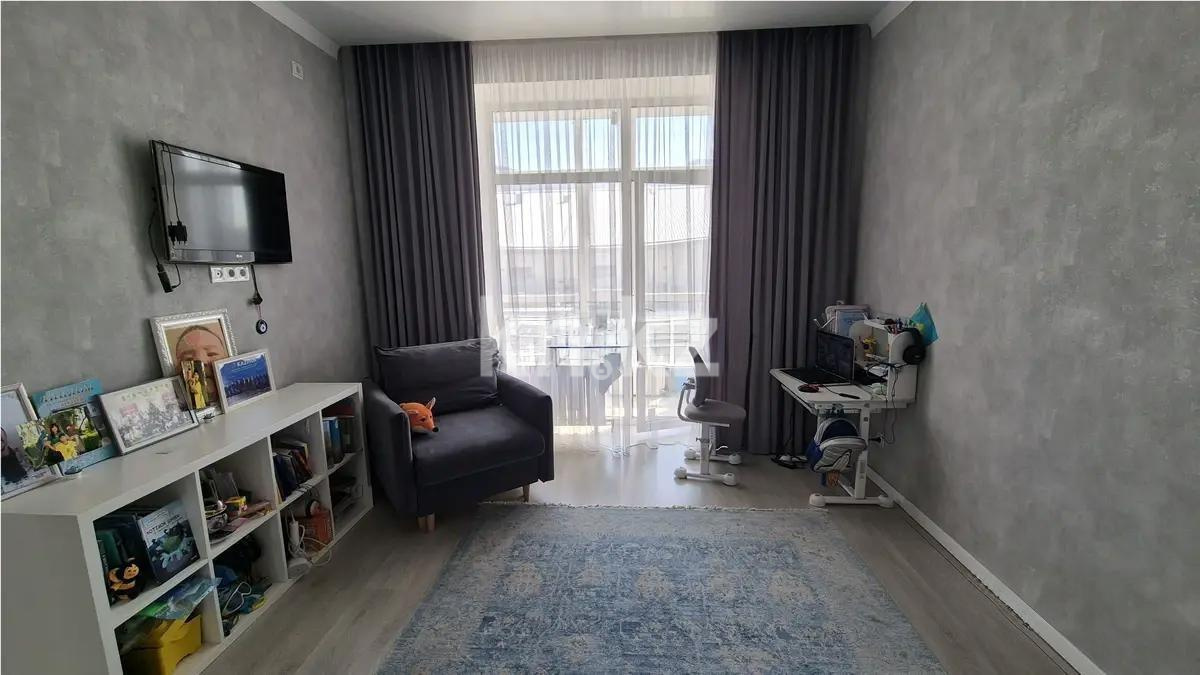 Продажа 1-комнатной квартиры, 38 м² в Астане